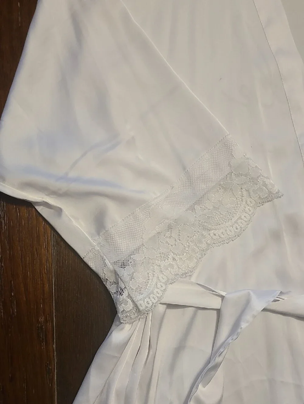 Elegant White Bridal Robe Large / XL